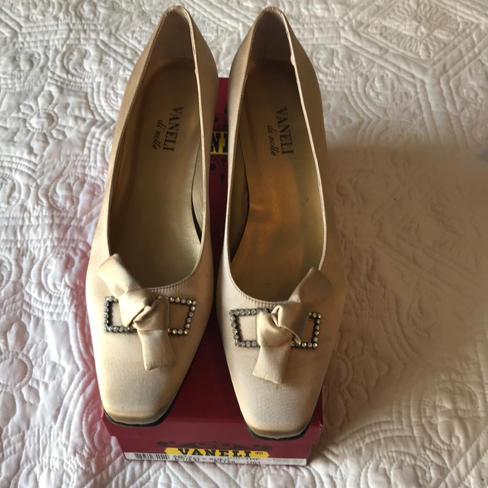 VANELI heels
